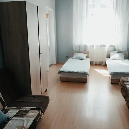 Tanie Spanie Przy Park - Zameldowanie Bezobslugowe - Homestay