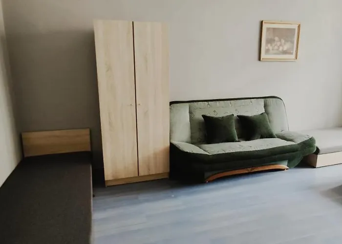 Tanie Spanie Przy Park - Zameldowanie Bezobslugowe -